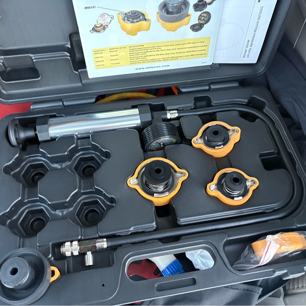 Mityvac Coolant system pressure Test Kit, automotive tools - Picture 5 of 5